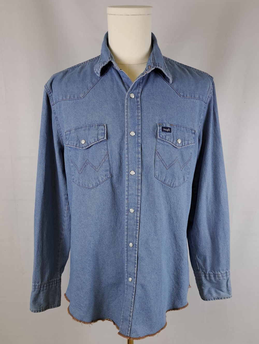 Wrangler Cowboy Cut Denim Work Shirt Pearl Snap 100% Cotton Western Size L